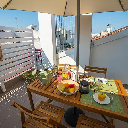 E Apartment